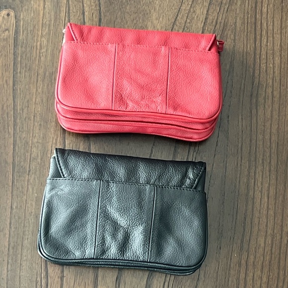 Bundle of Crossbody Purses (2) - Picture 5 of 9